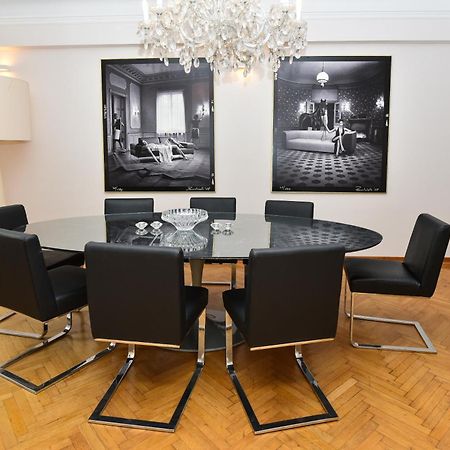 Neoclassical Luxury Apartment Любляна Екстер'єр фото