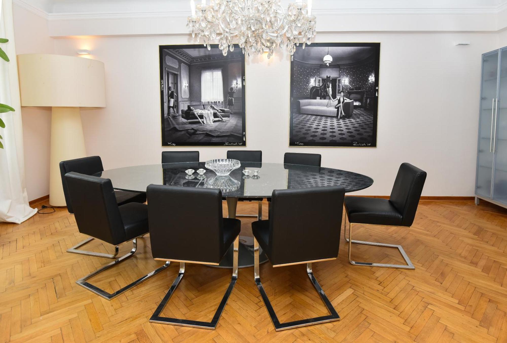 Neoclassical Luxury Apartment Любляна Екстер'єр фото