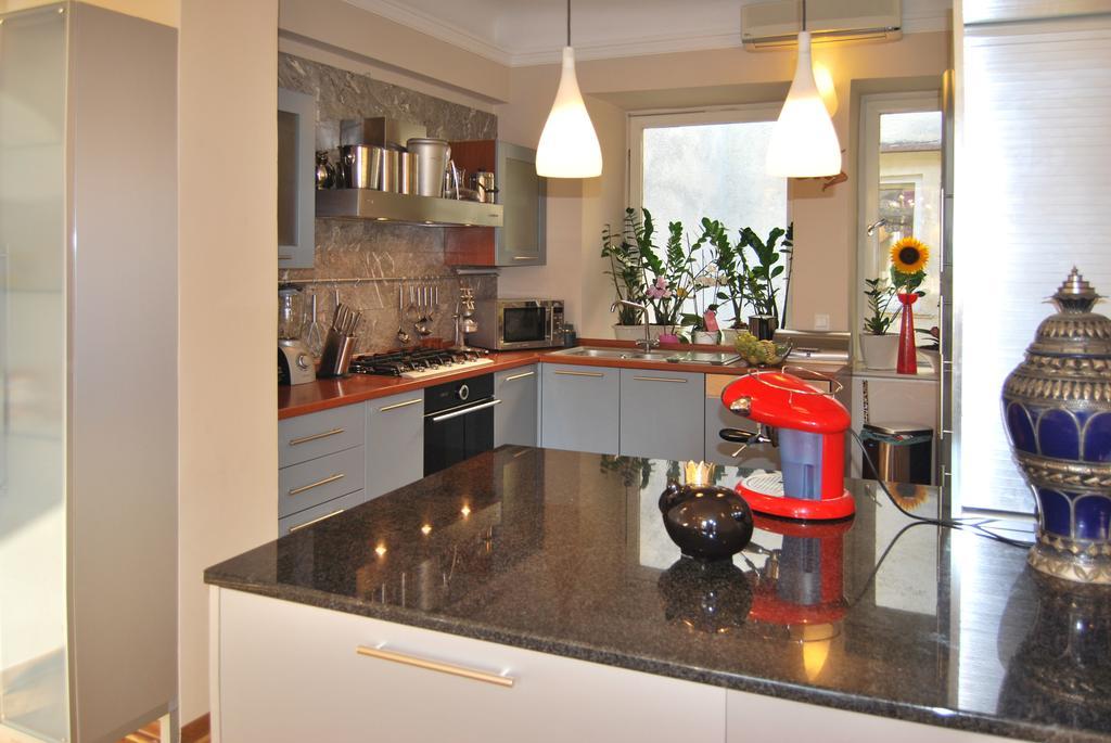 Neoclassical Luxury Apartment Любляна Екстер'єр фото